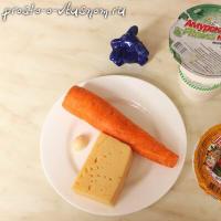 Carrot salad with cheese and eggs Cheese salad with garlic and egg carrots