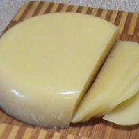 List of low-fat cheeses: names, composition, method of preparation